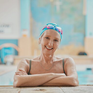 BRUST- UND RÜCKENSCHWIMMEN